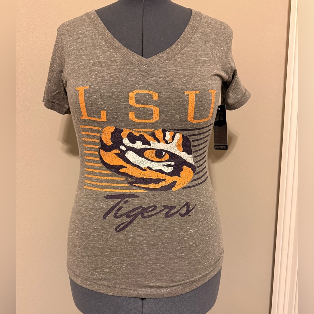 Ladies LSU Tigers V-neck T-shirt with "Eye of the Tiger". NWT
